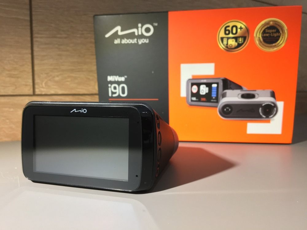 Mio MiVue i90