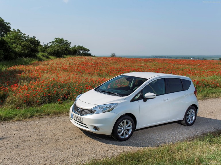 Nissan Note авто гибрид