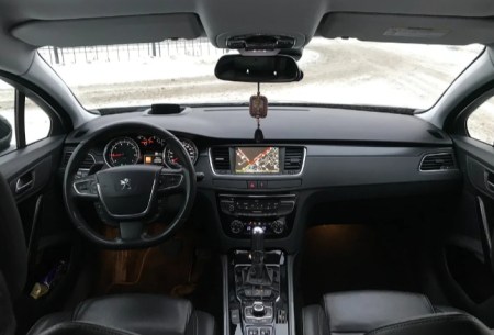 Peugeot 508 салон