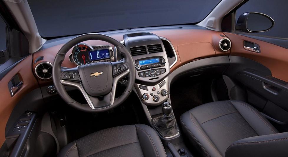 Интерьер Chevrolet Aveo