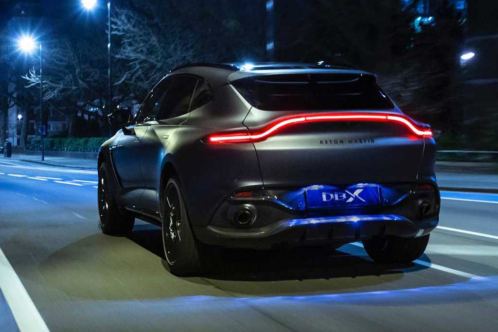 Aston Martin DBX by Q