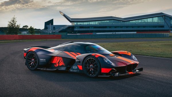 Aston Martin Valkyrie