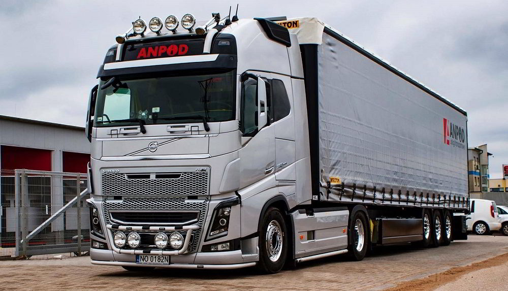 Грузовик для дальнобоя Volvo FH16