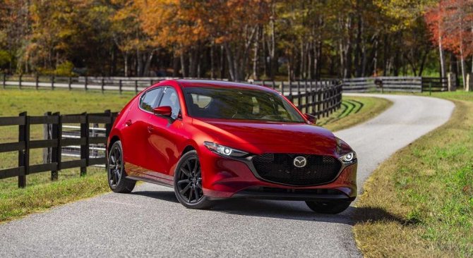 Лучший хэтчбек Mazda 3